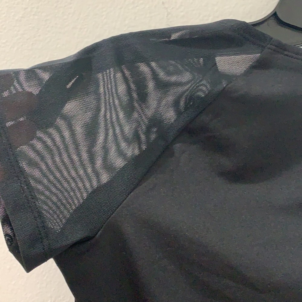 Nike sport top - Picture 5 of 8